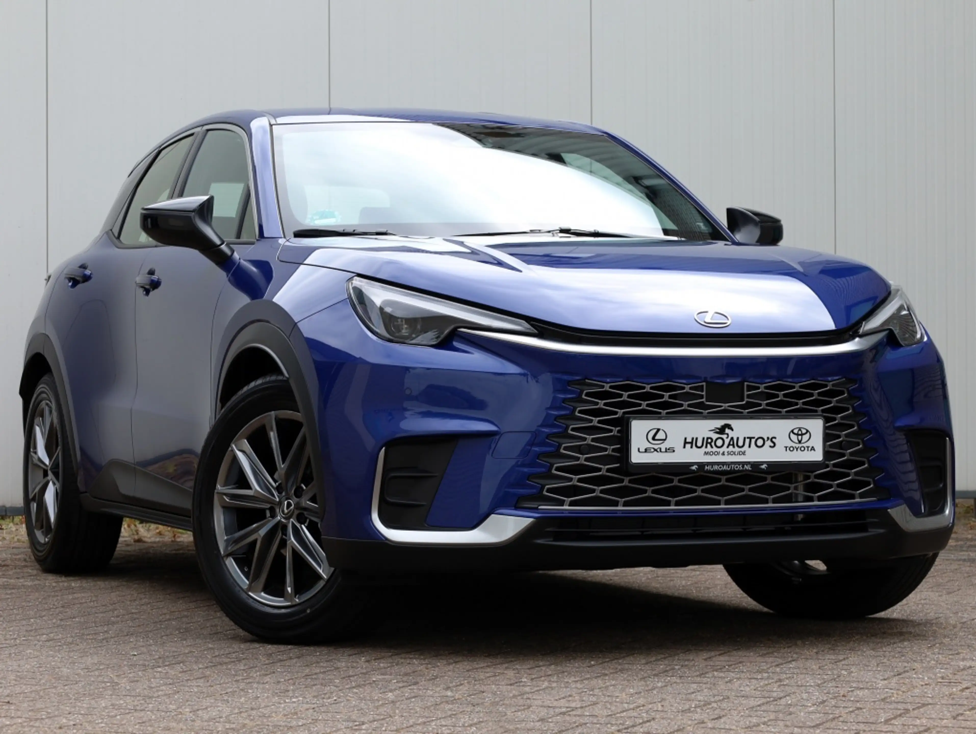Lexus LBX Relax 2WD | Leder | Achterklep elektrisch | Memory — photo 9