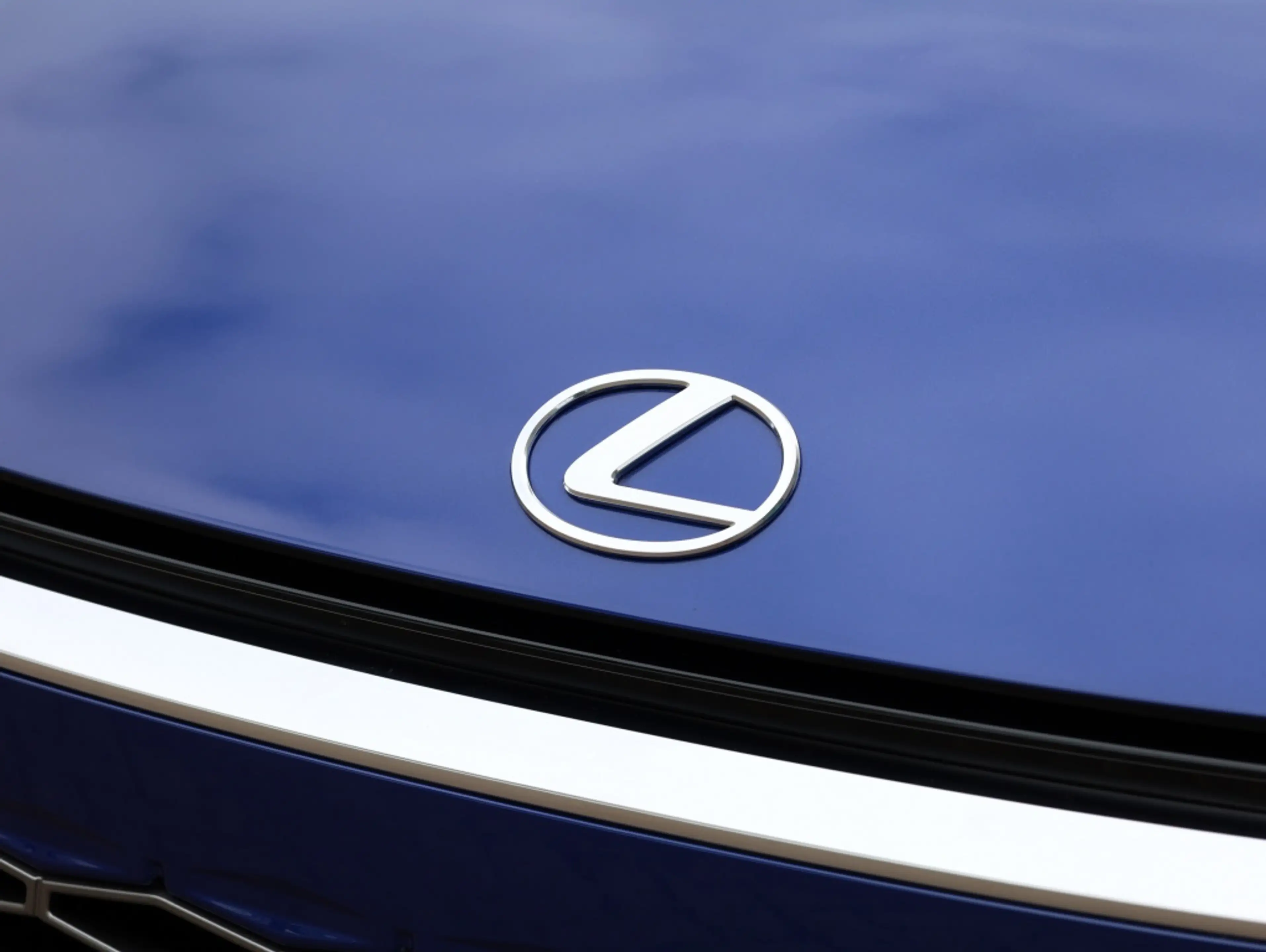 Lexus LBX Relax 2WD | Leder | Achterklep elektrisch | Memory — photo 32