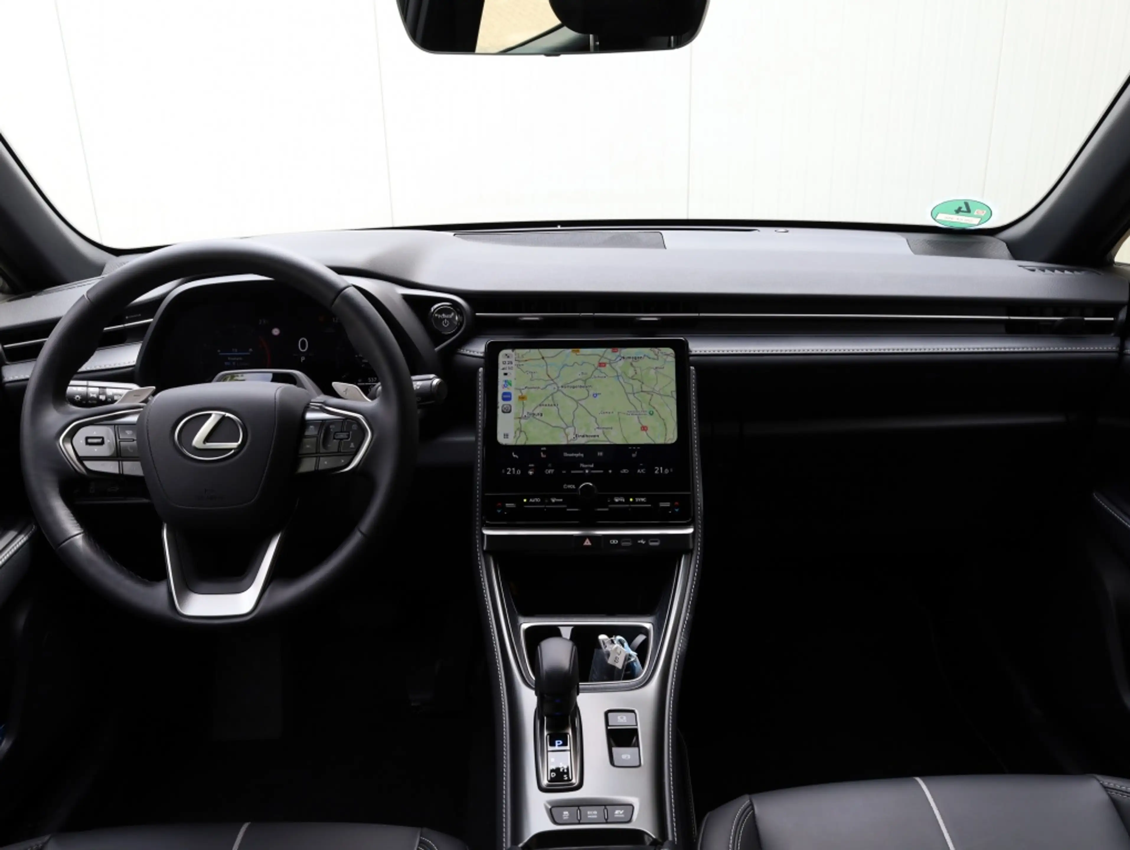 Lexus LBX Relax 2WD | Leder | Achterklep elektrisch | Memory — photo 14