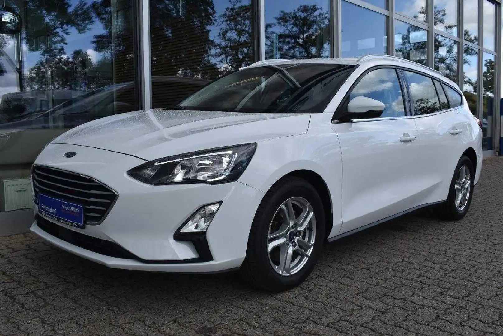 Ford Focus Cool & Connect Blanco - 2