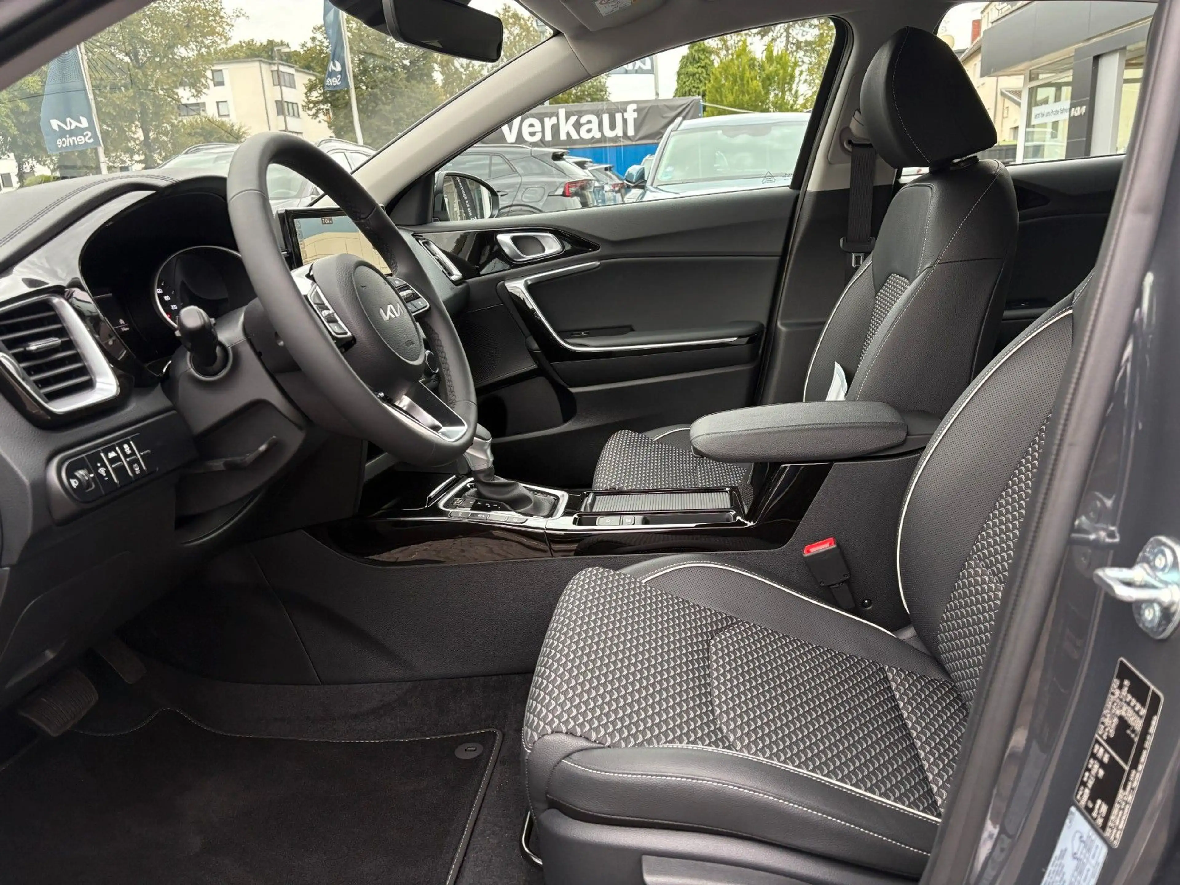 Kia XCeed Vision Autom, HDA, Navi, Kamera, LED — photo 11