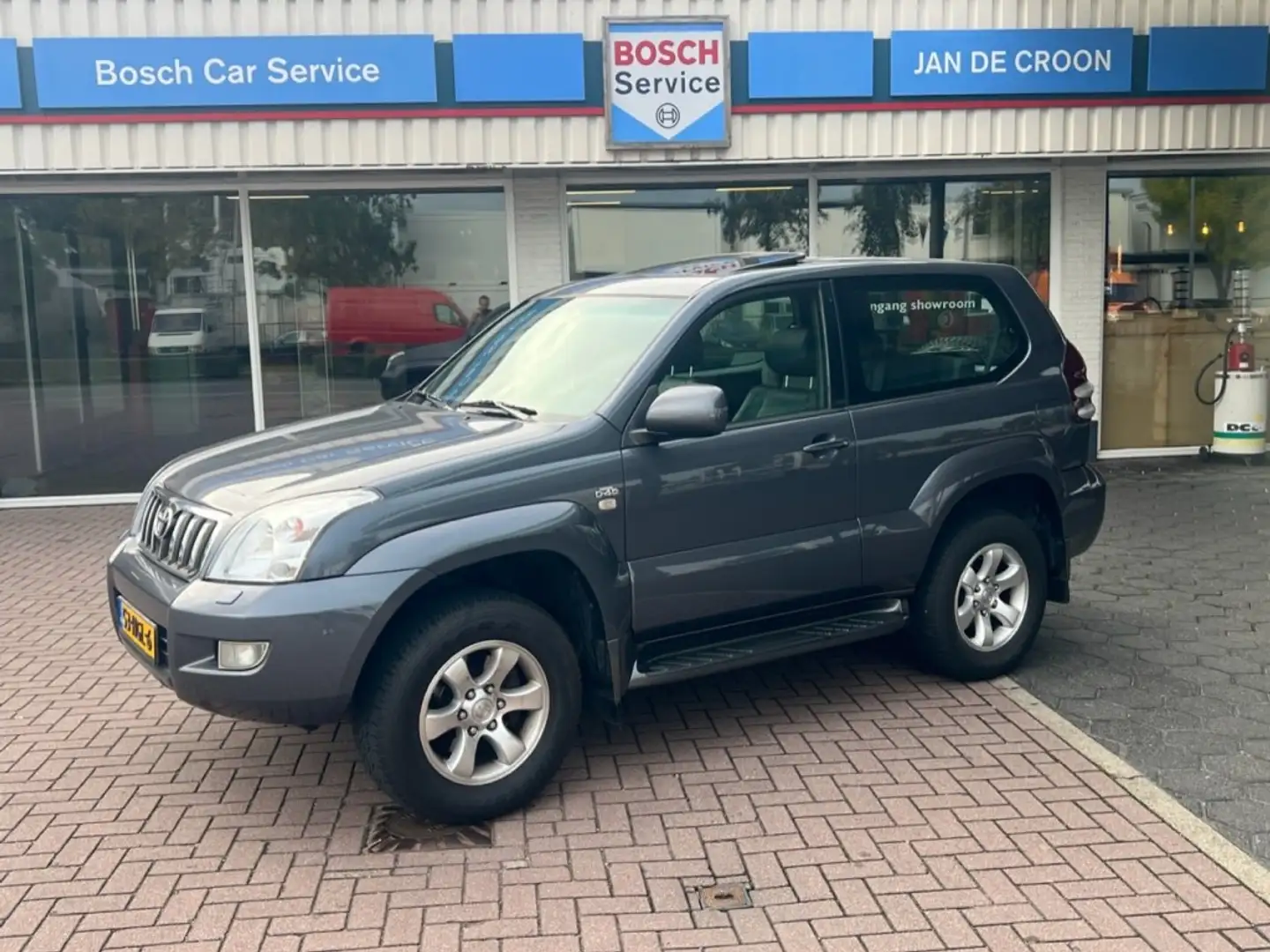 Toyota Land Cruiser #VERKOCHT Grijs - 2