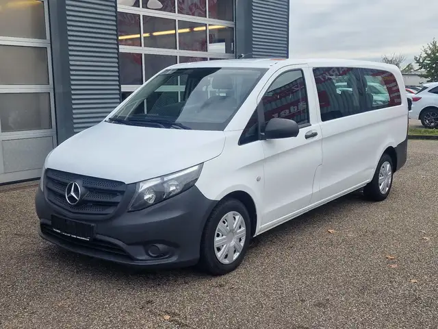 Mercedes-Benz Vito Tourer 111 CDI Pro FWD extralang 8 Sitze