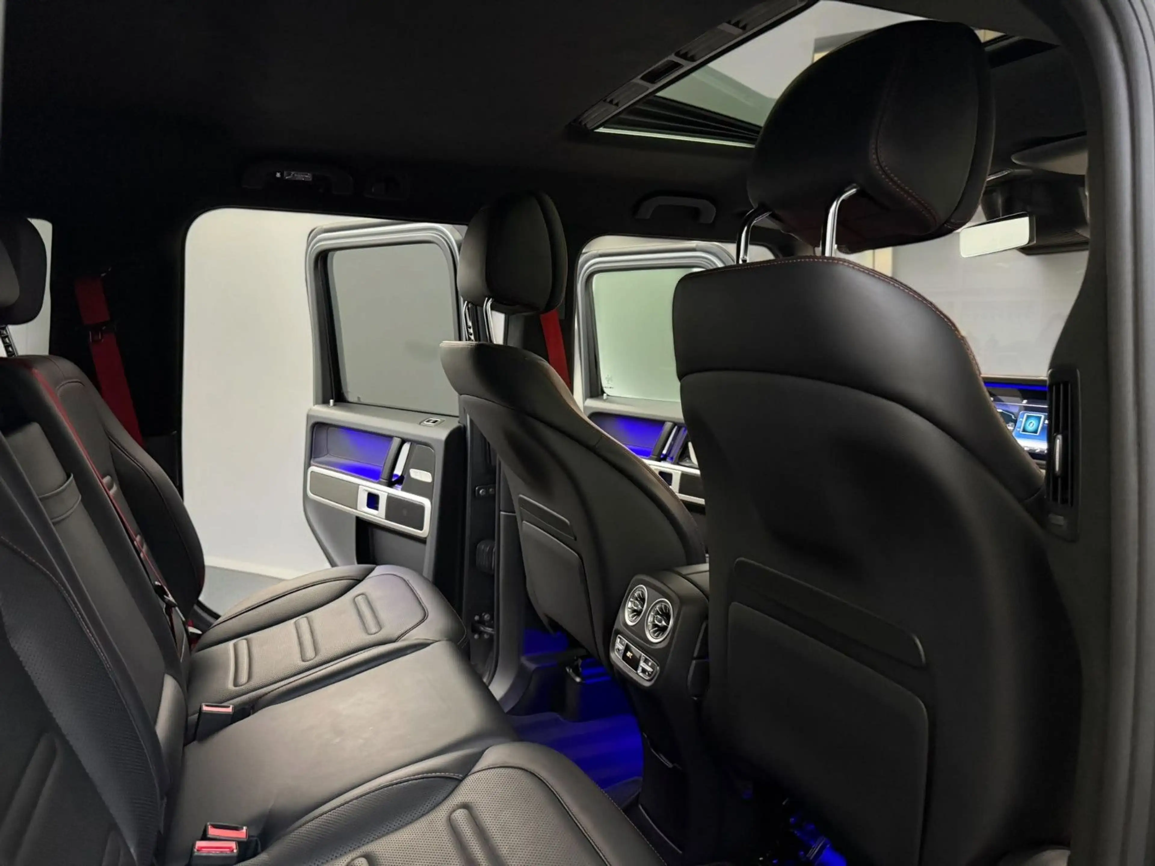 Mercedes-Benz G 500 AMG SITZKLIM*EXKLUSIV*ACC*MBEAM*360*SHD — photo 20