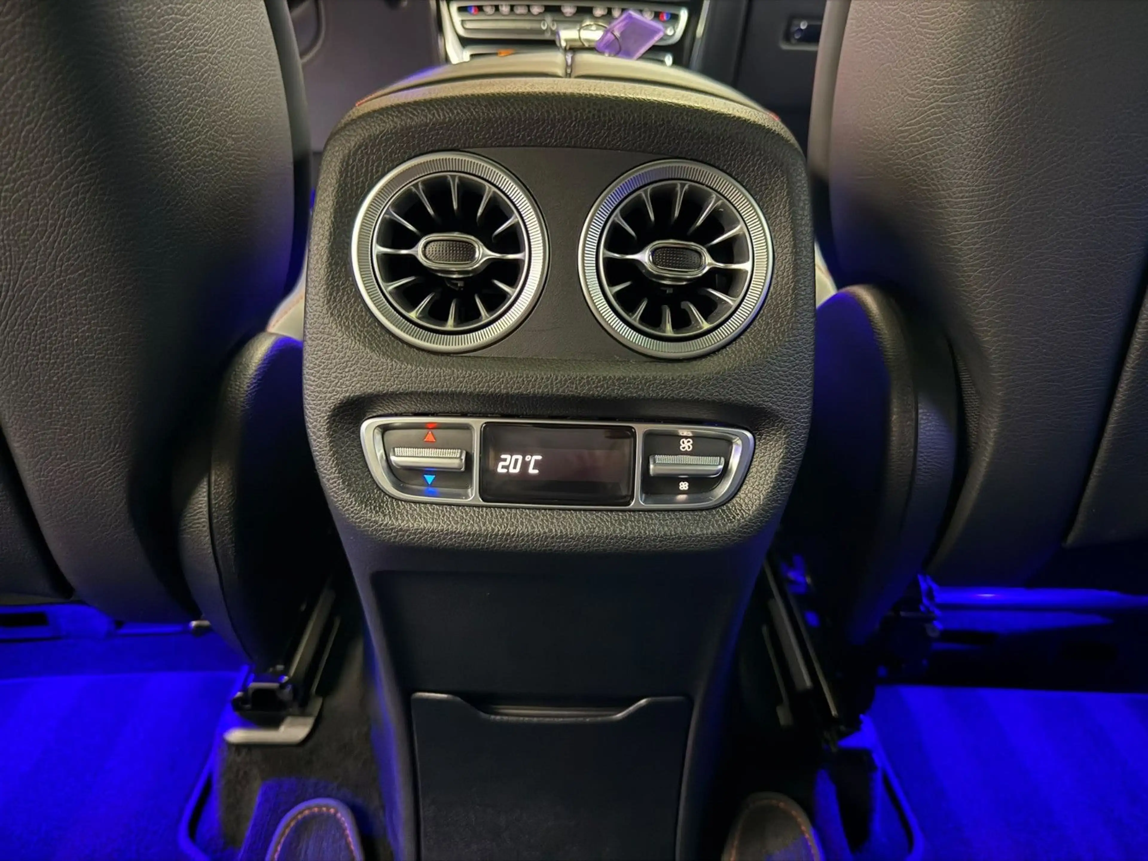 Mercedes-Benz G 500 AMG SITZKLIM*EXKLUSIV*ACC*MBEAM*360*SHD — photo 25