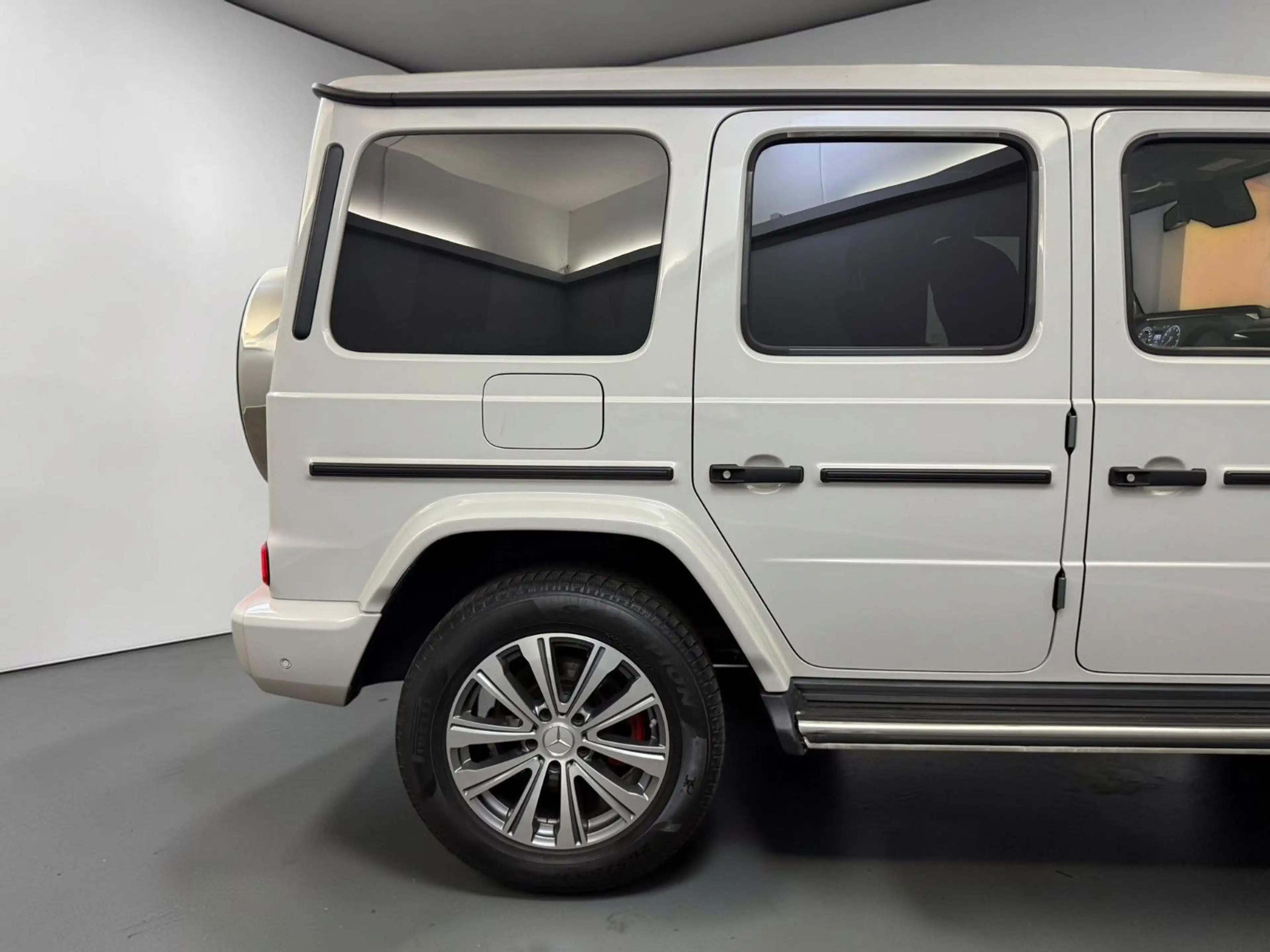 Mercedes-Benz G 500 AMG SITZKLIM*EXKLUSIV*ACC*MBEAM*360*SHD — photo 9