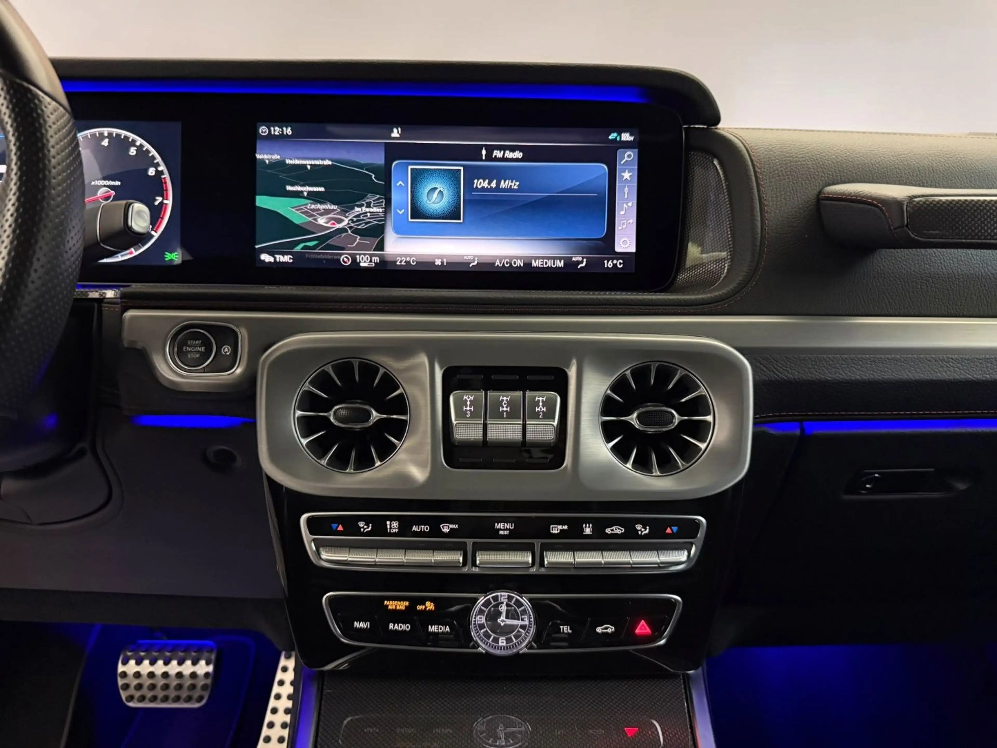 Mercedes-Benz G 500 AMG SITZKLIM*EXKLUSIV*ACC*MBEAM*360*SHD — photo 28