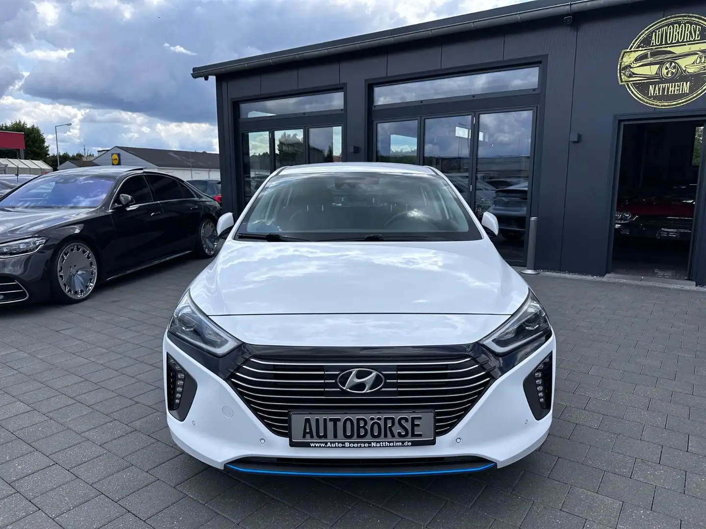 Hyundai IONIQ Premium Hybrid*VOll* White - 2