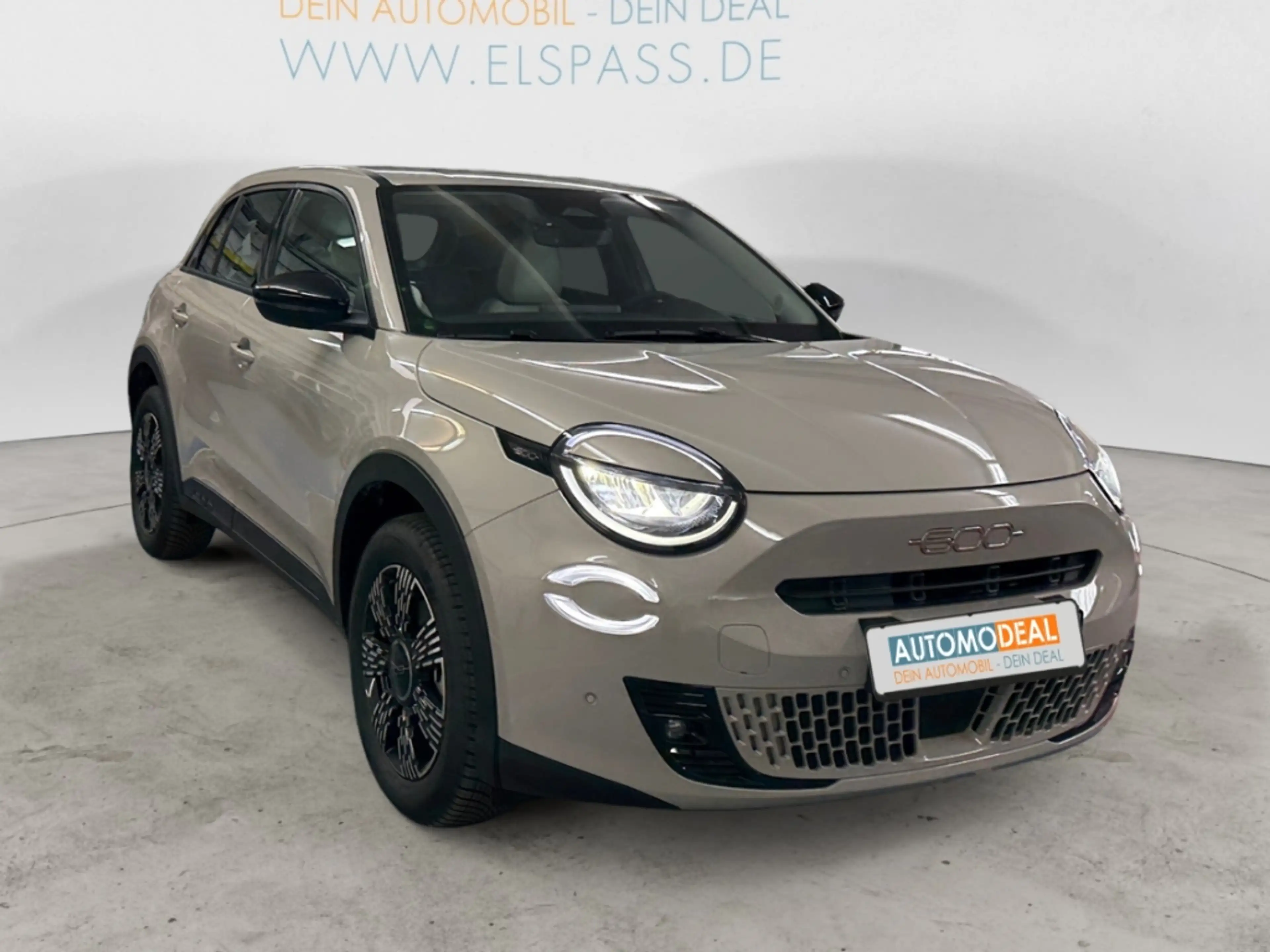 Fiat 600 Icon Electric AUTOMATIK NAV LED DIG-DISPLAY KAMERA — photo 4