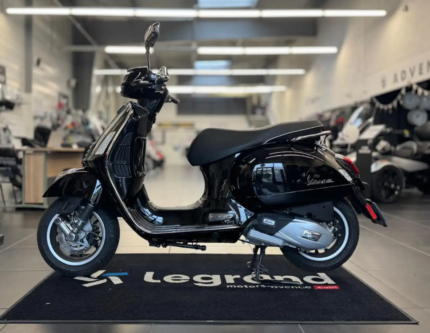 Vespa GTS 125 - 2