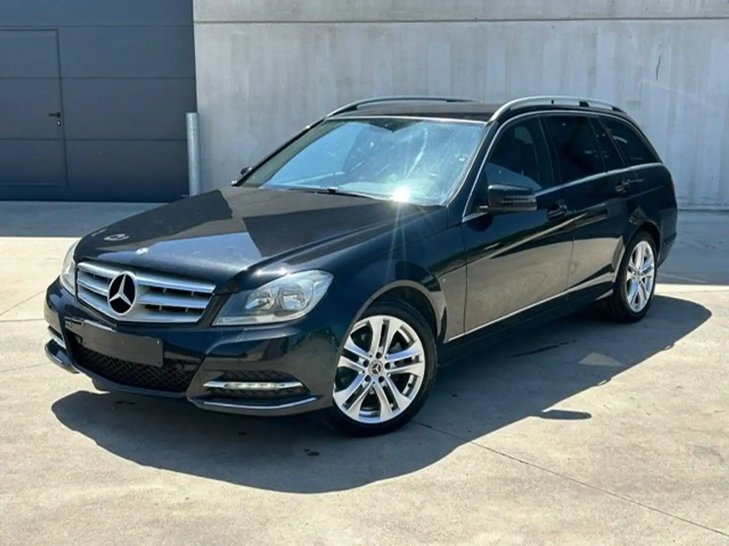 Mercedes-Benz C 180 C 180 CDI 2,2 Auto 7G Avantgarde Gps Clim Noir - 1