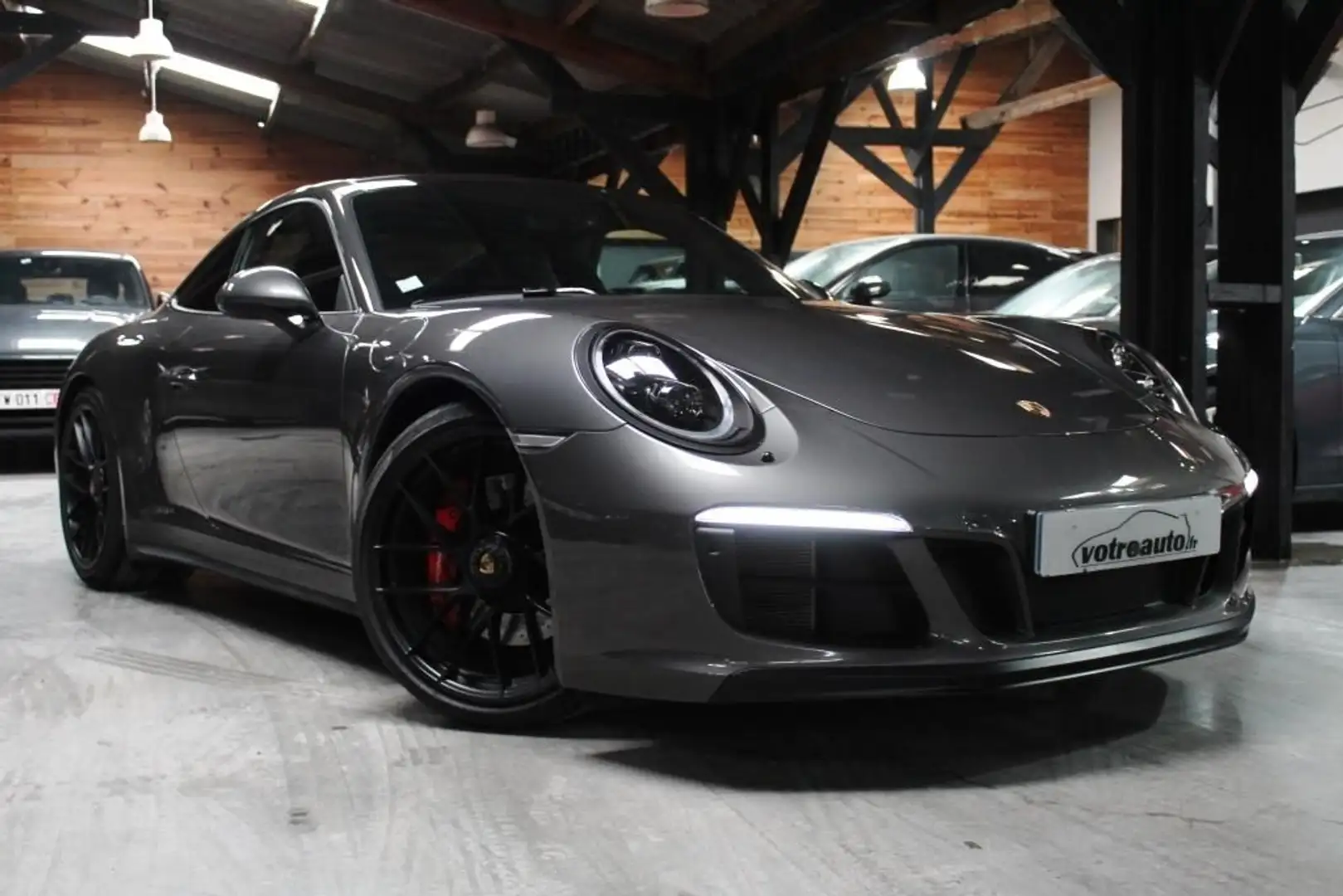 Porsche 911 (991) (2) CARRERA 4 GTS PDK Gris - 1