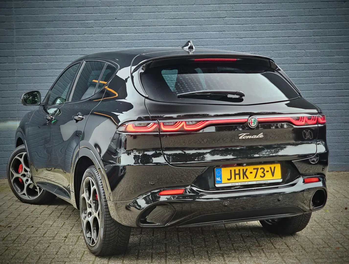 Alfa Romeo Tonale 1.5T Hybrid Veloce / HARMAN KAR. / ADAS 2 / 360 CA Zwart - 2