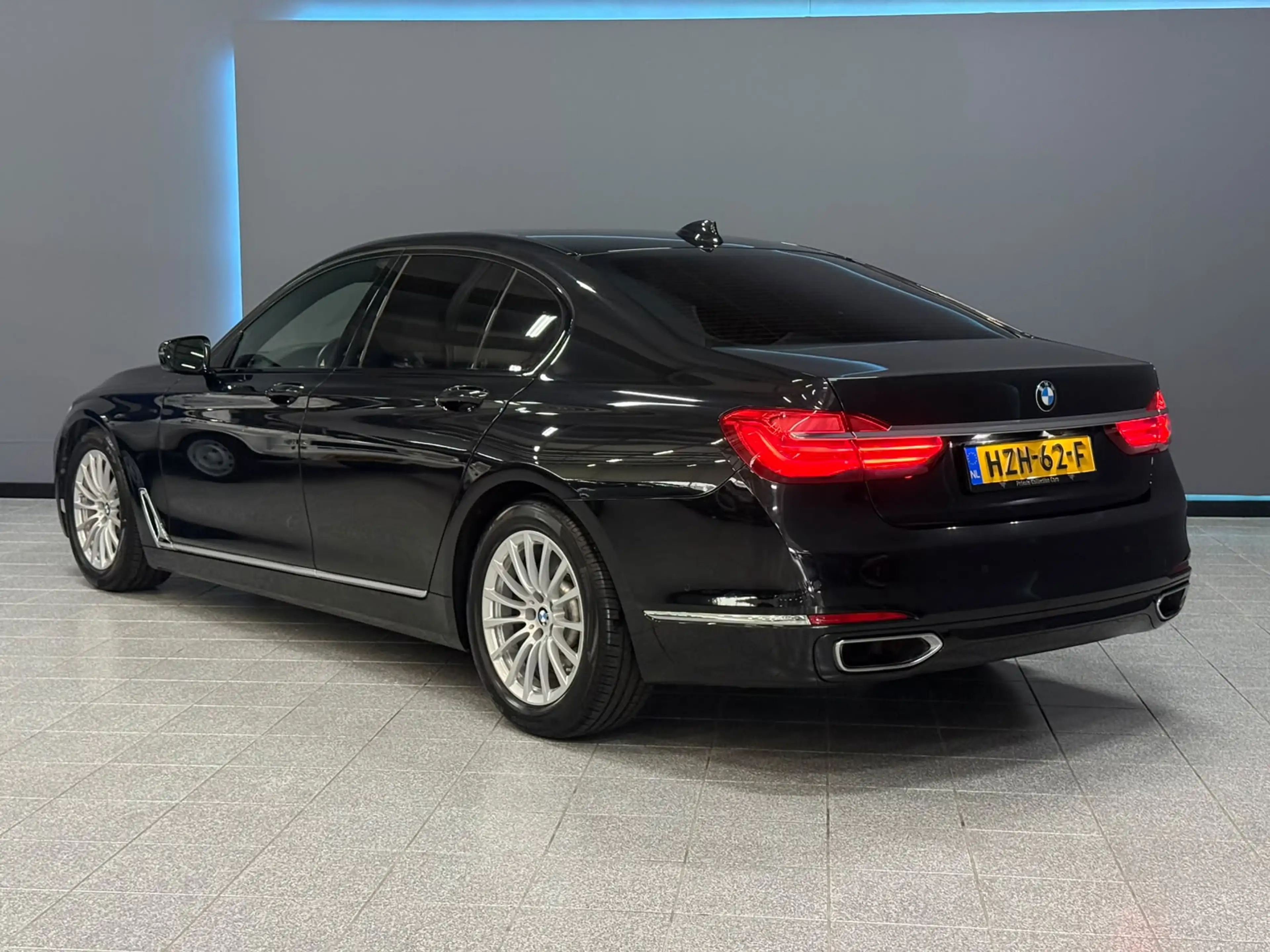 BMW 750 7-serie 750i xDrive High Executive | 449 pk | Blac — photo 27