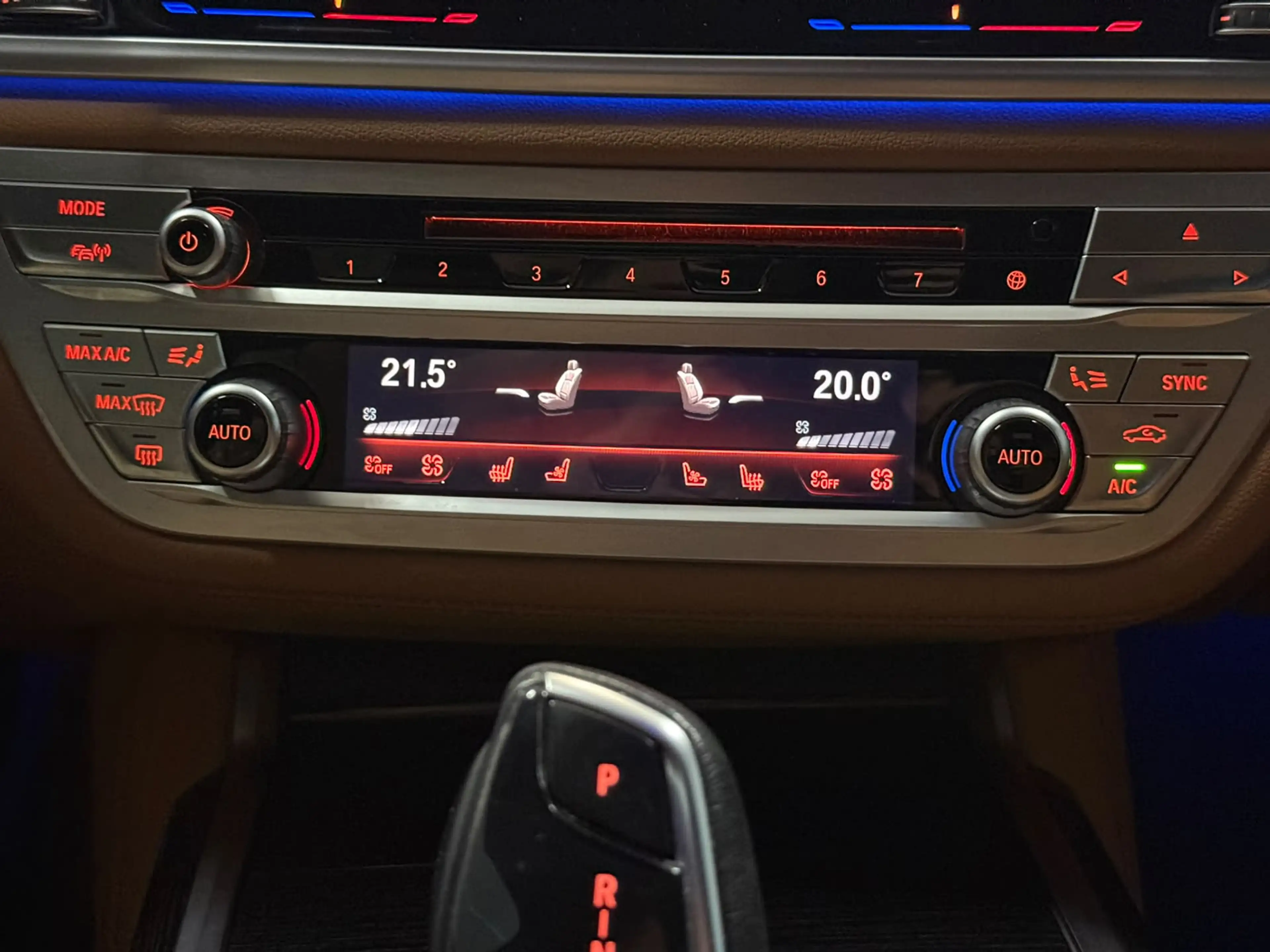 BMW 750 7-serie 750i xDrive High Executive | 449 pk | Blac — photo 19