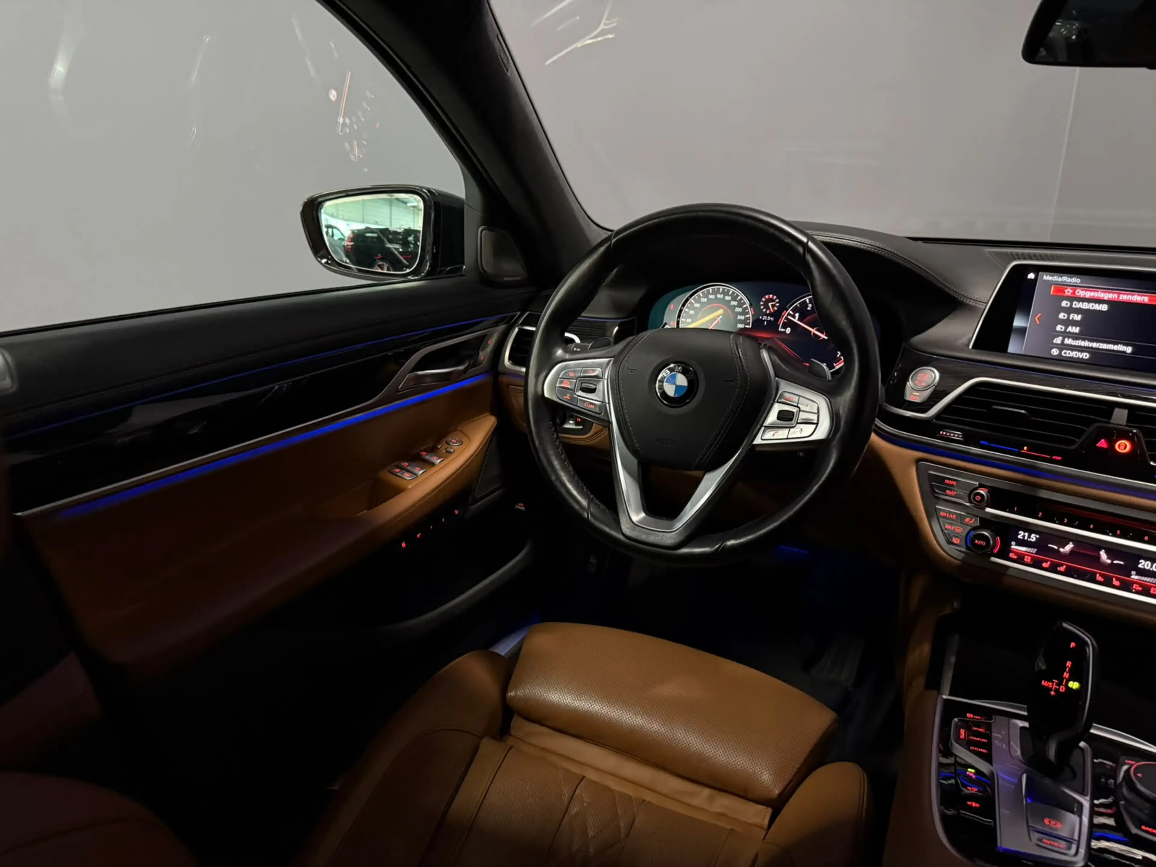 BMW 750 7-serie 750i xDrive High Executive | 449 pk | Blac — photo 15