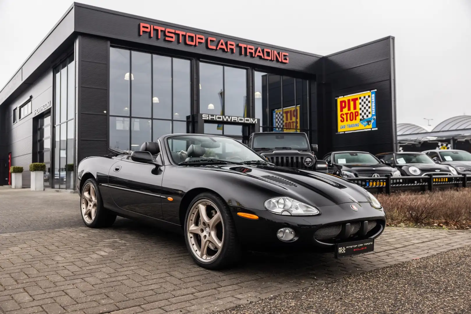 Jaguar XKR 4.0 V8 Convertible Supercharged, 363 PK, *52.000km Noir - 1