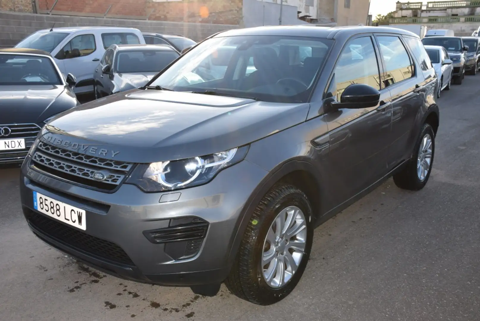 Land Rover Discovery Sport 2.0TD4 Pure 4x4 150 Gris - 2