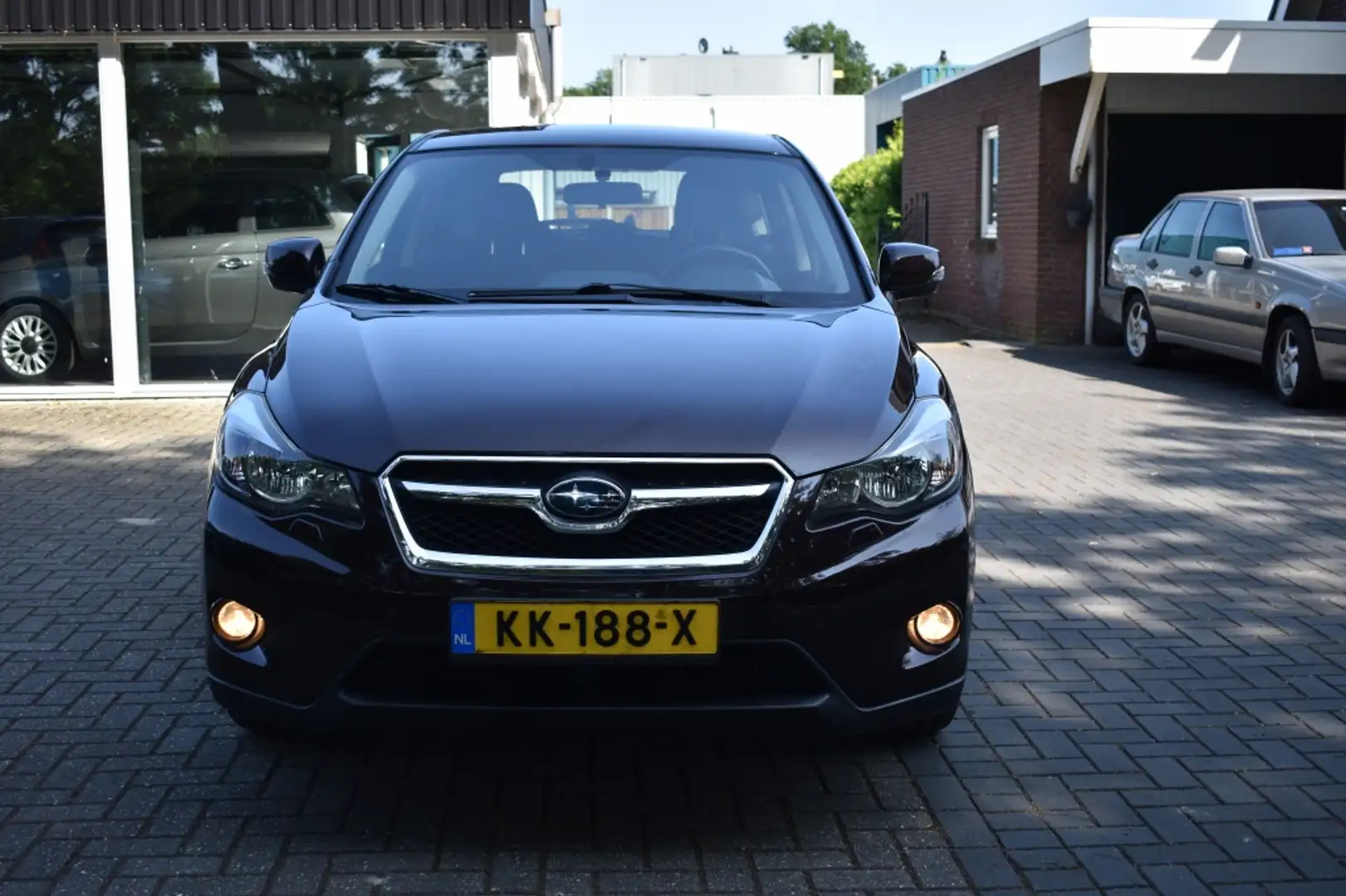Subaru XV 2.0i Luxury Plus AWD AIRCO NAVI CAMERA CRUISE Rood - 2