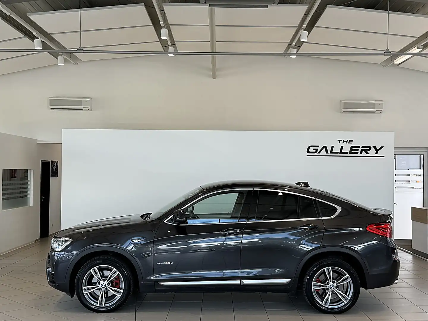 BMW X4 xDrive 20d xLine Aut.*Head-Up*AHK*Kamera*LED Grau - 1