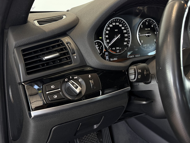 BMW X4 xDrive 20d xLine Aut.*Head-Up*AHK*Kamera*LED — photo 14