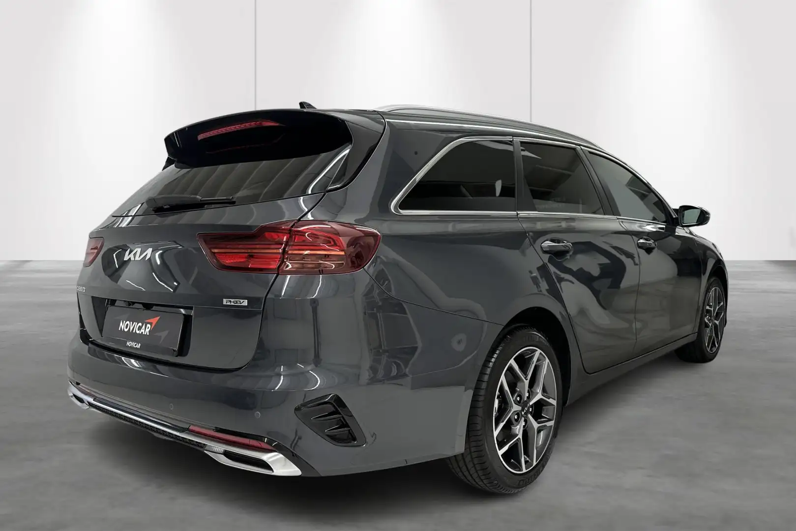 Kia Ceed SW / cee'd SW Sportswagon Business 1.6 GDi PHEV DCT Gris - 2