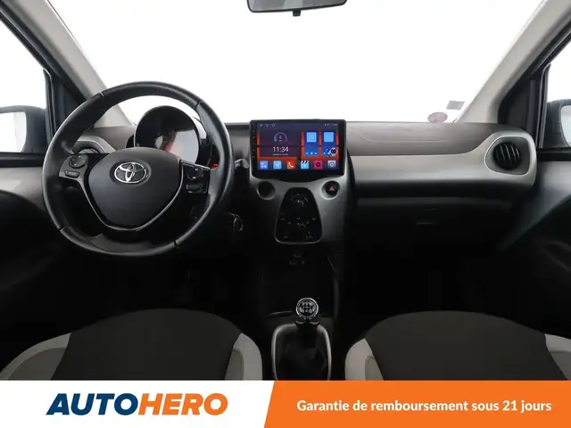 Toyota Aygo view 12
