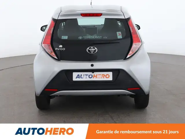 Toyota Aygo view 5