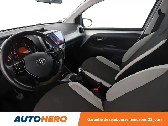 Toyota Aygo view 11