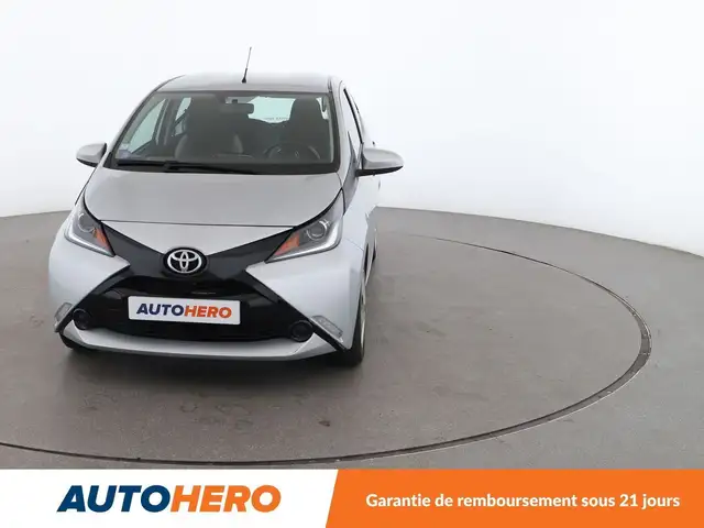 Toyota Aygo view 9