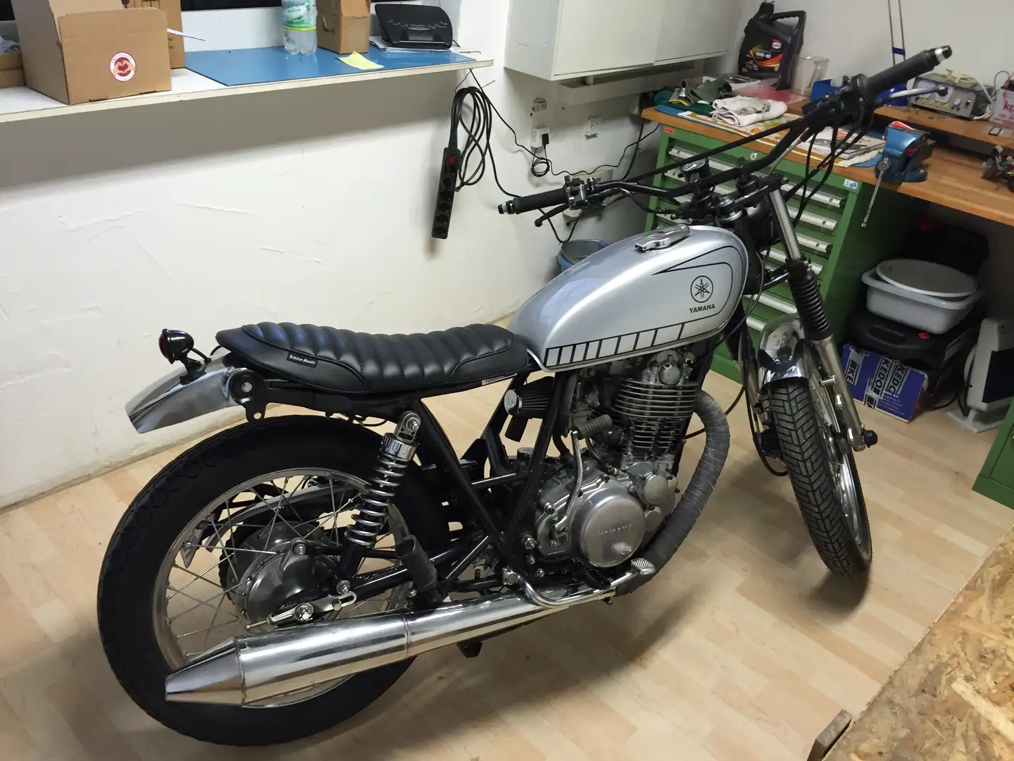 Yamaha SR 500 Scrambler Argintiu - 1