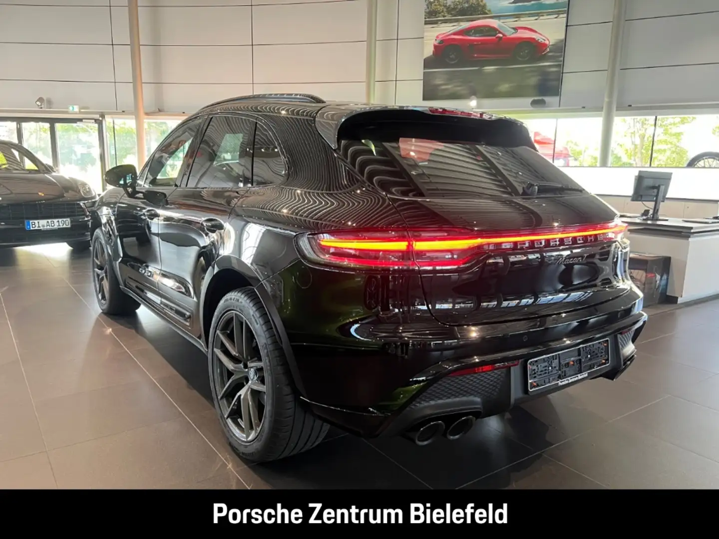Porsche Macan T Panoramadach Rückfahrkamera Sport Chrono Schwarz - 2