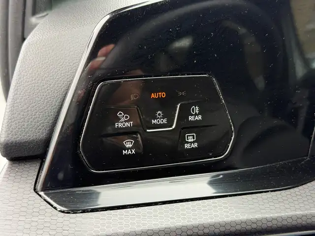 Volkswagen Golf view 30
