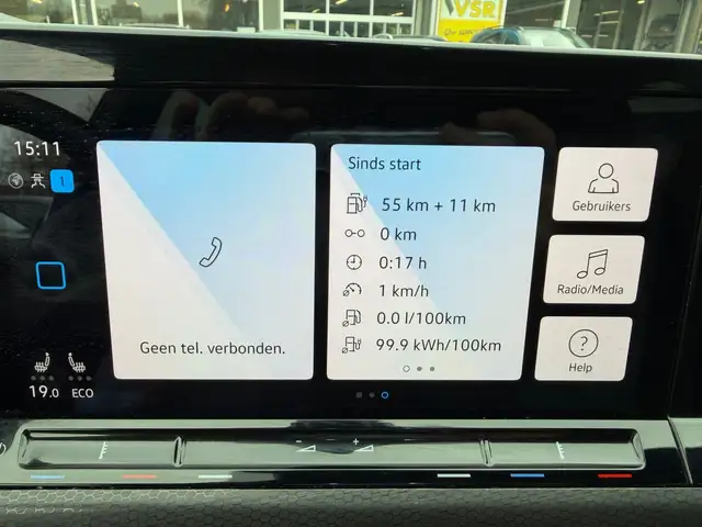 Volkswagen Golf view 20