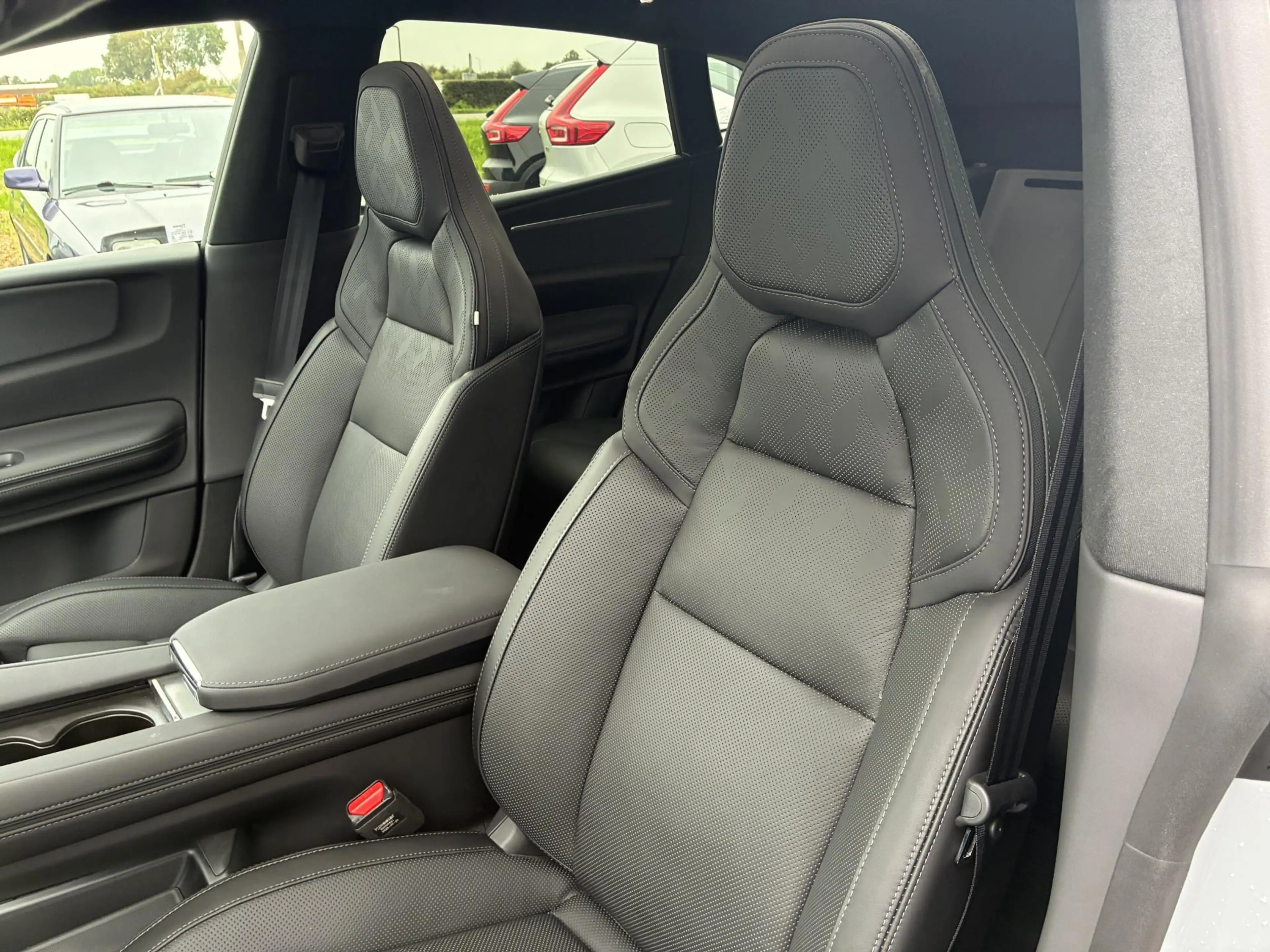 Polestar 4 Long Range Dual motor Prime 100 kWh Nappaleder|Mas — photo 11