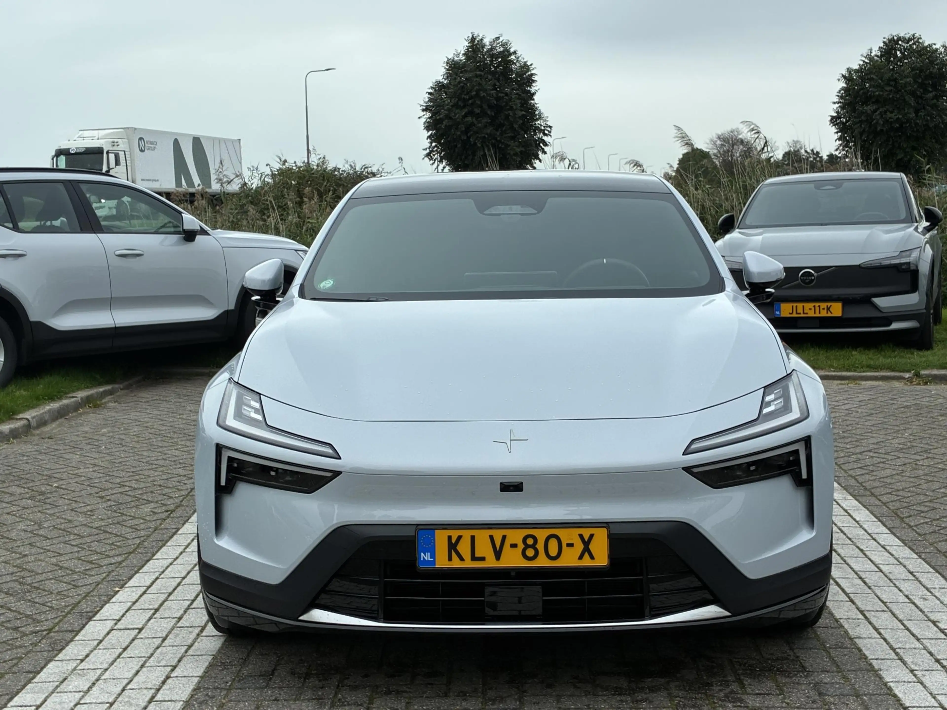 Polestar 4 Long Range Dual motor Prime 100 kWh Nappaleder|Mas — photo 2