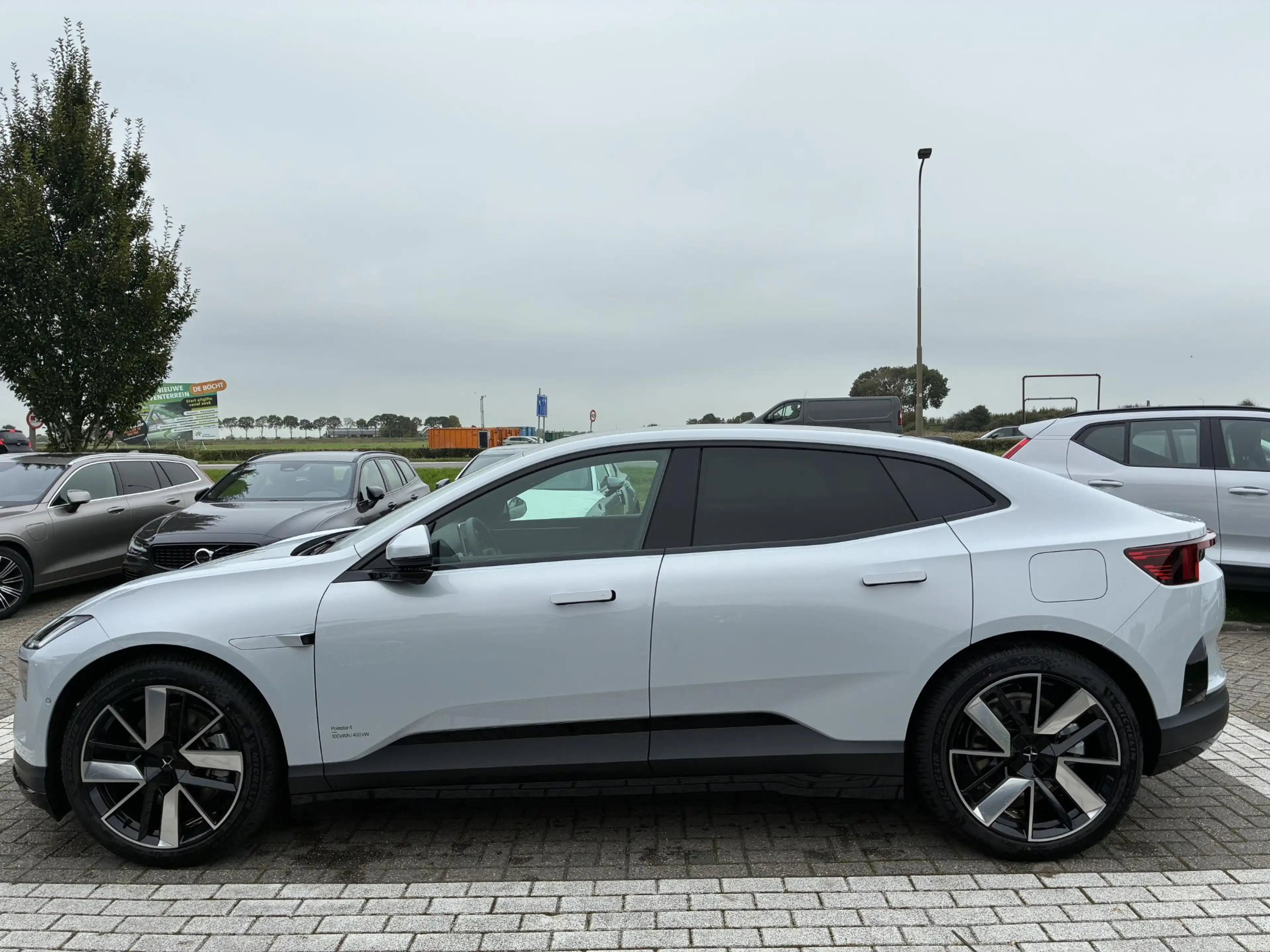 Polestar 4 Long Range Dual motor Prime 100 kWh Nappaleder|Mas — photo 3