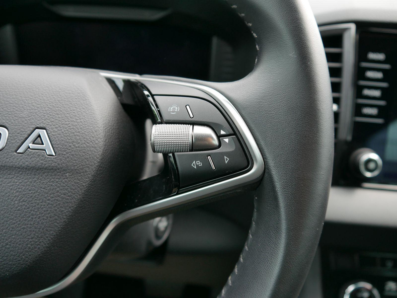 Skoda Karoq Selection 1.5 TSI DSG*ACC*PDC*KAMERA*TEMPOMAT*L... — photo 11