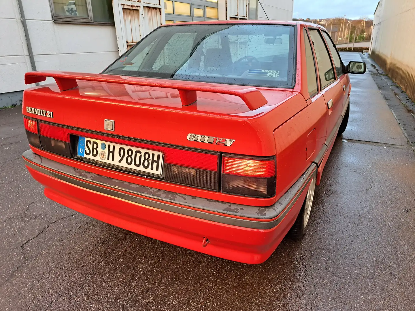 Renault R 21 GTI 12 V TÜV 26 FESTPREIS bis 1.1.26 4000 Euro! Rot - 1