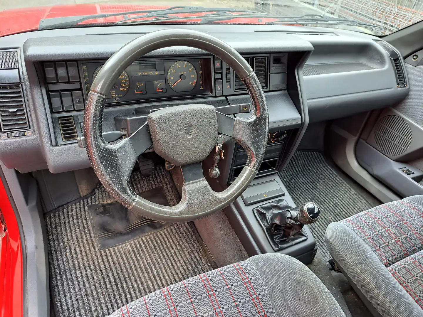 Renault R 21 GTI 12 V TÜV +H  evtl. Tausch möglich Rot - 2