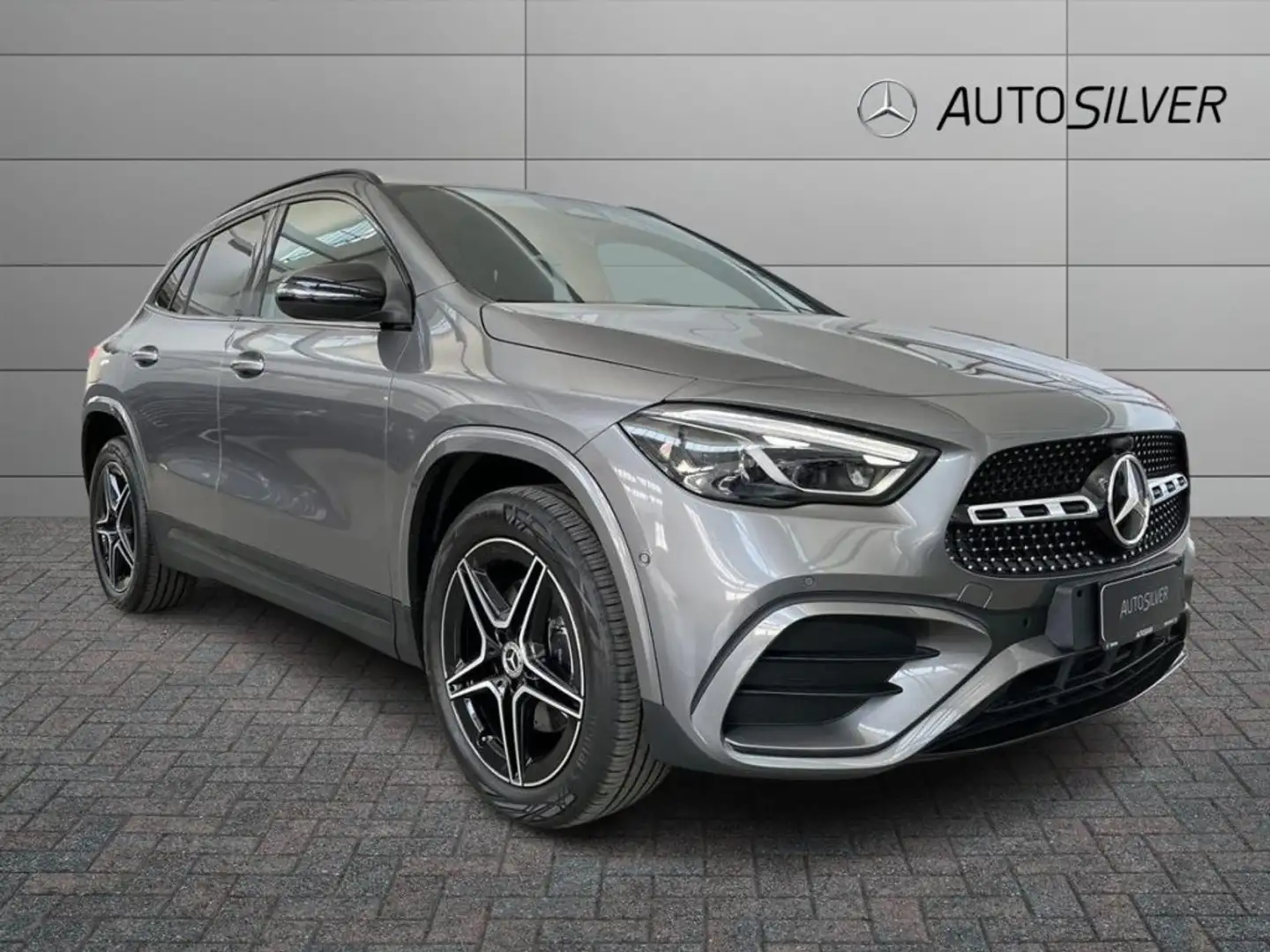Mercedes-Benz GLA 250 e Plug-in hybrid AMG Line Advanced Plus Grigio - 1
