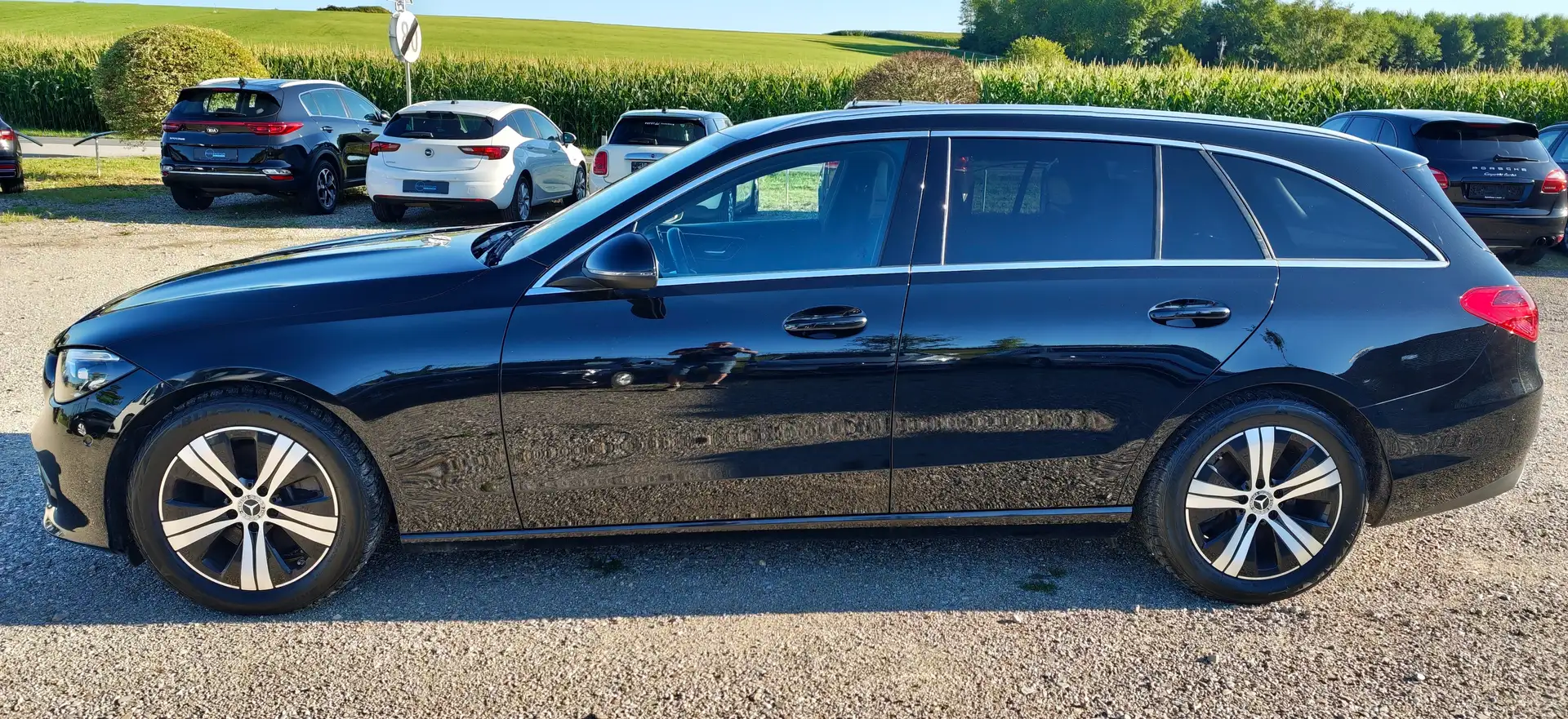Mercedes-Benz C 200 C 200 d (206.203) Schwarz - 2
