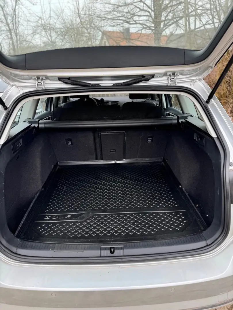 Volkswagen Golf Variant 2.0 TDI BlueMotion Technology DSG Highline - 2