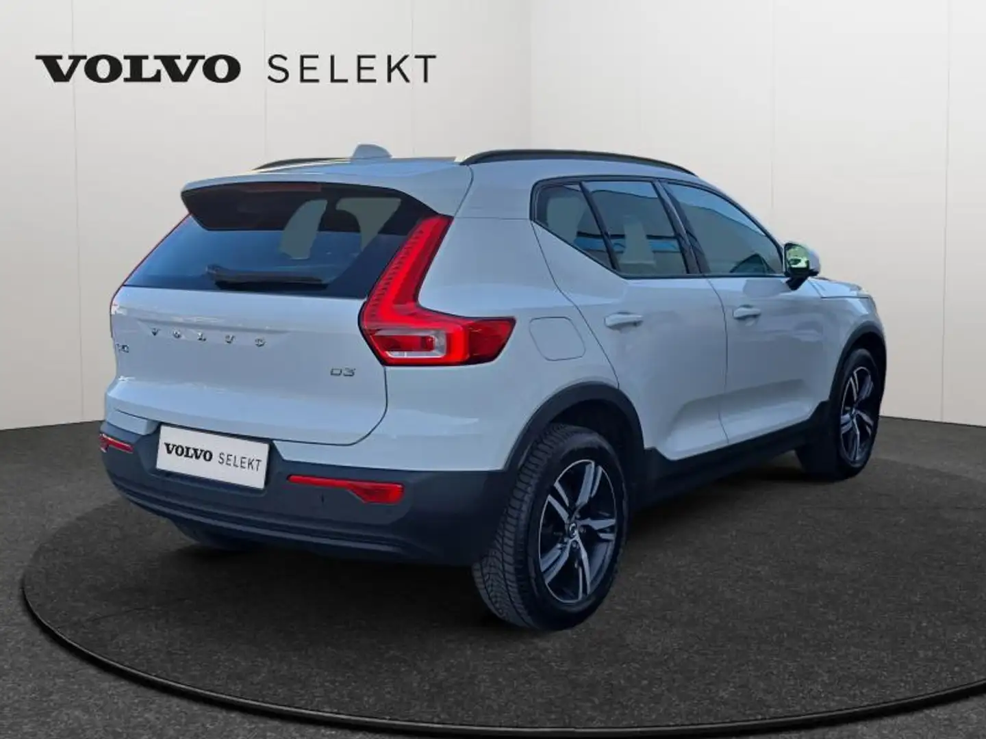 Volvo XC40 D3 RDESIGN / Diesel Gris - 2