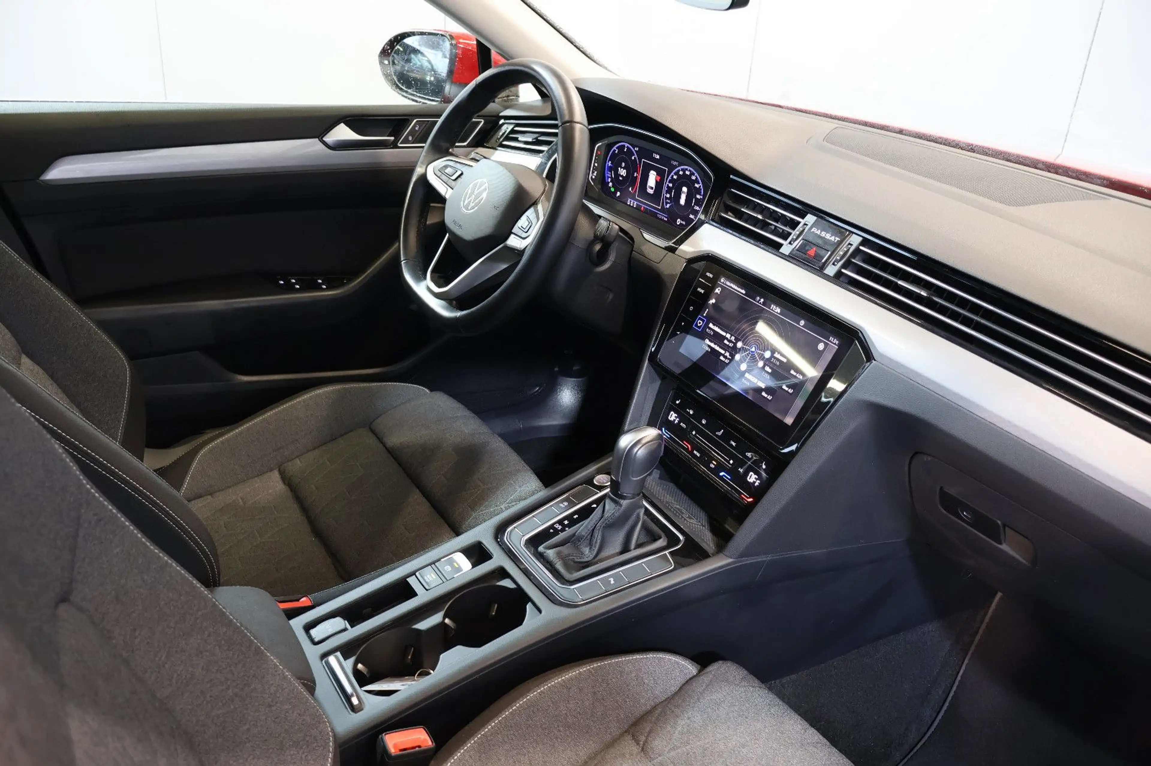 Volkswagen Passat Variant Passat 2.0 TDI Business AID+ACC+KAM+CARPLAY — photo 13