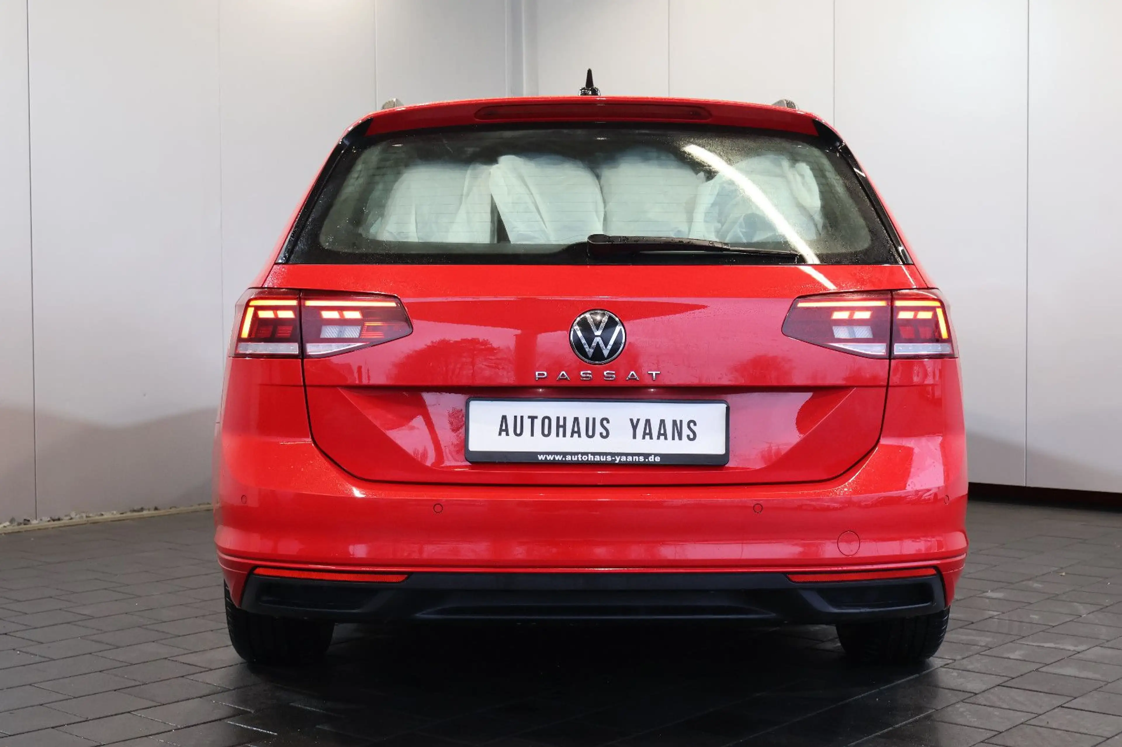Volkswagen Passat Variant Passat 2.0 TDI Business AID+ACC+KAM+CARPLAY — photo 5
