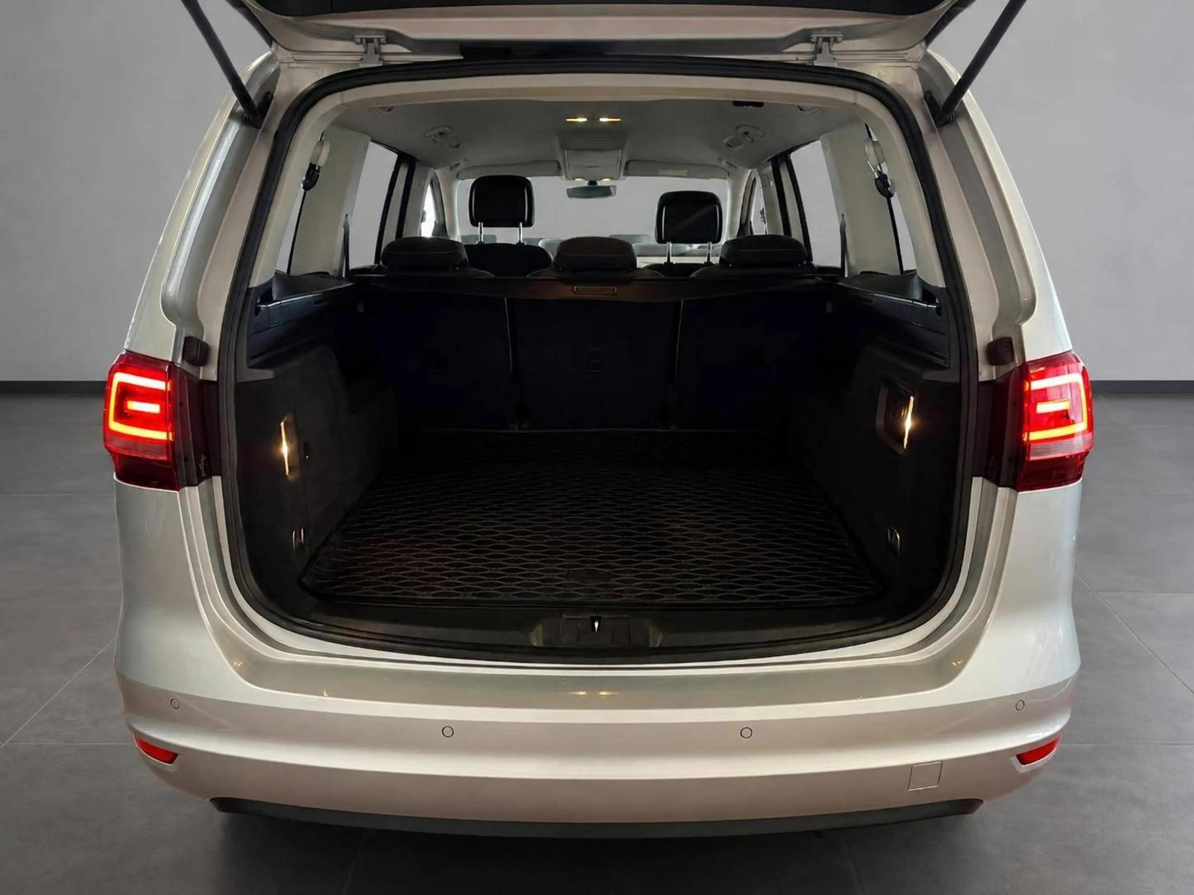 Volkswagen Sharan Comfortline BMT/Start-Stopp 7.Sitzer — photo 8