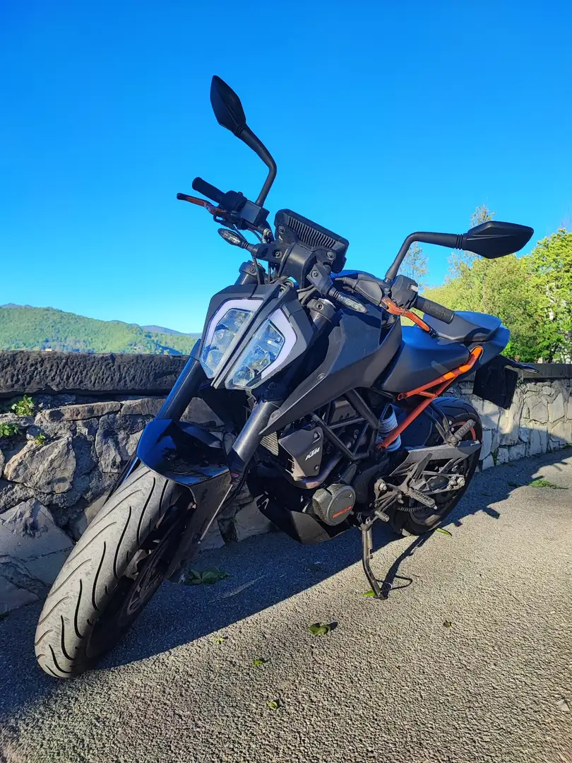 KTM 125 Duke 2017-2020 Negru - 1