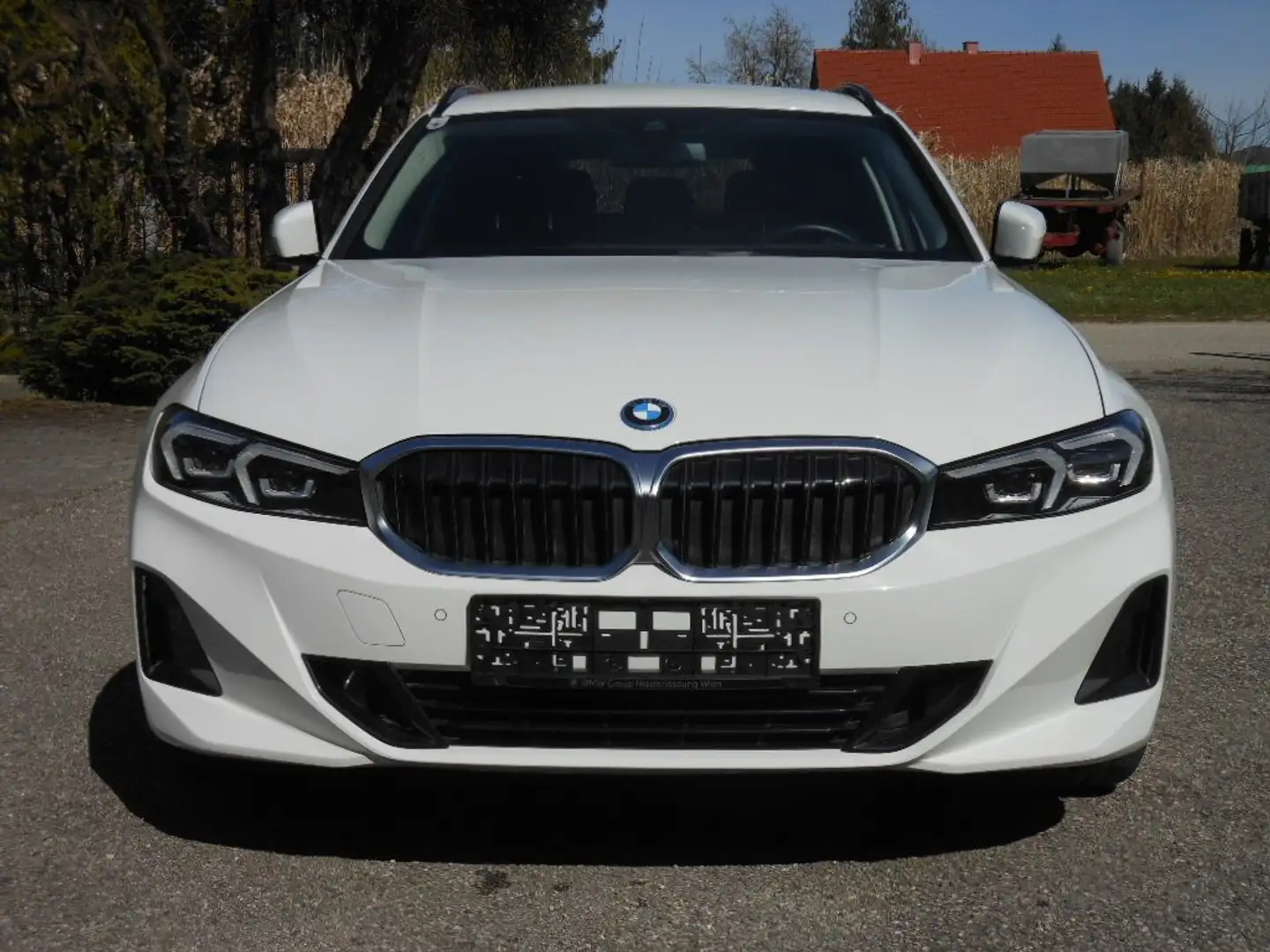 BMW 320 320 e Touring   *   3 Jahre Werksgarantie  * Weiß - 2