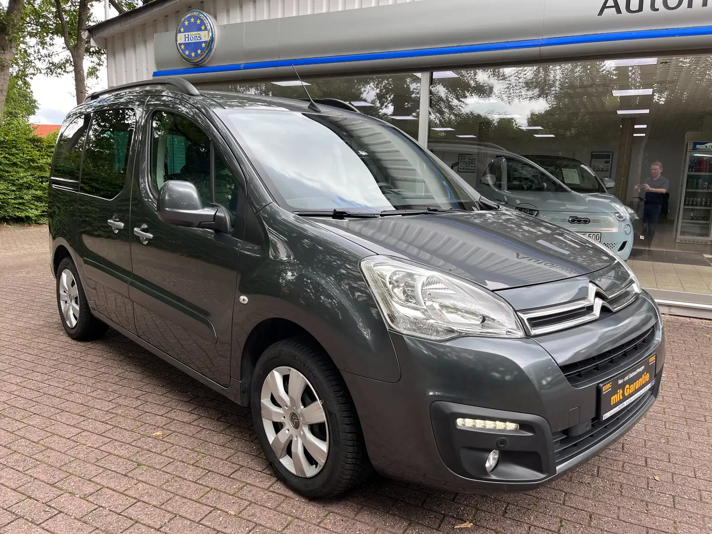 Citroen Berlingo Multispace PureTech 110 SELECTION Grau - 1
